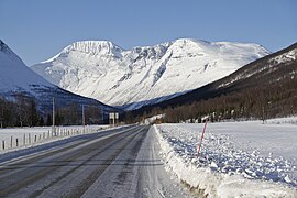 Troms "alps" in Balsfjord