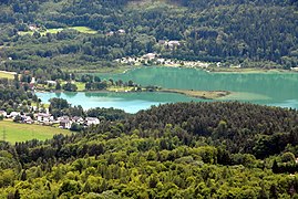 Vue sur le lac de Keutschach am See.