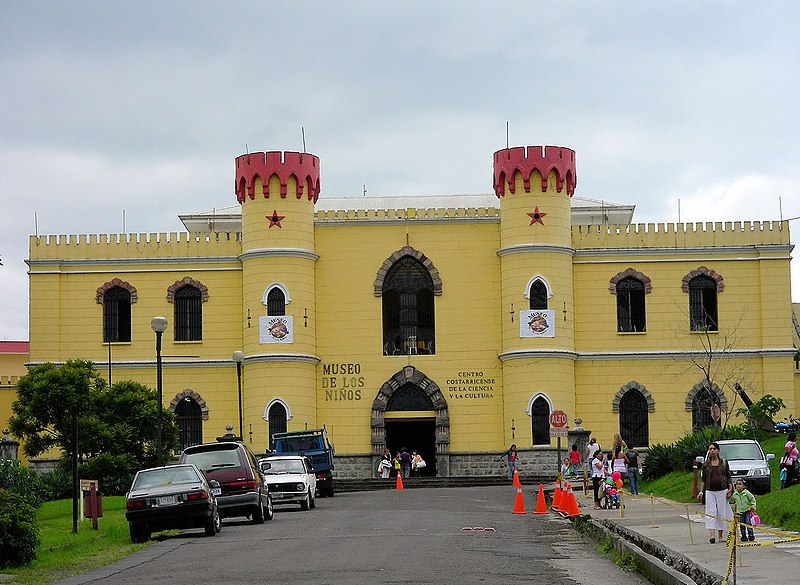 File:Museo de los Niños, San José, Costa Rica.JPG