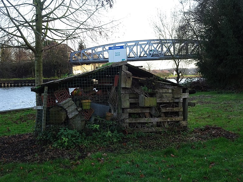 File:Bauvin Pont de Bauvin.JPG