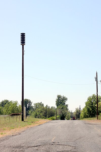 File:Irrigon Oregon evacuation siren.jpg