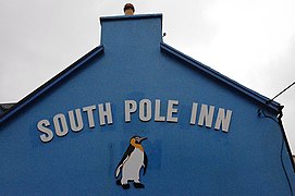 South Pole Inn, Anascoul - geograph.org.uk - 4395556.jpg