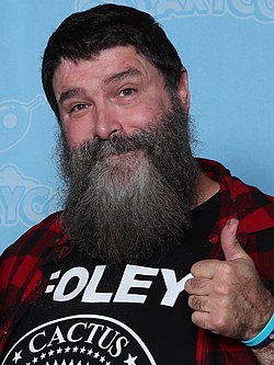 Mick Foley vuonna 2019.