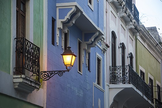 Old town Puerto Rico balconies with street lamp.