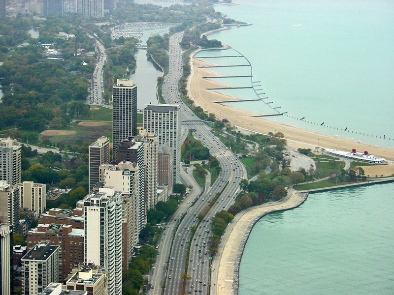 File:Chicago, view on N. Lake Shore Dr. - panoramio.jpg