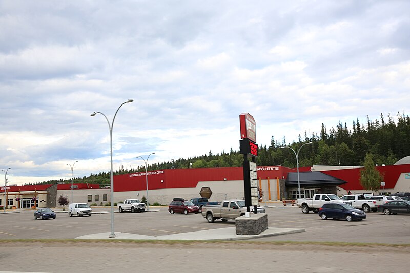 File:Hinton, Alberta, Canada (21780136302).jpg