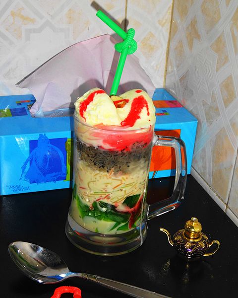 File:Karachi Falooda.jpg