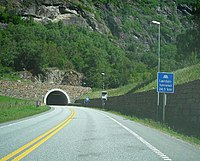 Lærdalstunnel, la plej granda ŝosea tunelo de la mondo, 34,5 km longa