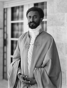 Etiyopya imparatoriçe Zaoditou'nun veliaht ve naibi Ras Tafari Makonnen, daha sonra 1930 yılında Haile Selassie olarak tahta geçti (1923). (Üreten:American Colony (Jerusalem). Photo Dept.)