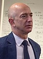 Jeff Bezos năm 2016