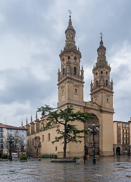 File:Cathedral of Logrono (11).jpg