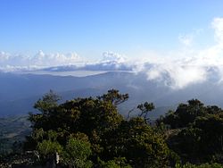 馬多山脈