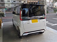 Mitsubishi eK X Space rear view