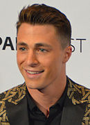 Colton Haynes interprète Roy Harper / Arsenal.