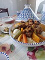 Couscous à la viande et aux légumes.