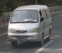 FAW Jilin Jiebao CA6360 -pakettiauto (2010).