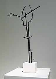 Personnage debout, (1935), Bronze, Museu Nacional d'Art de Catalunya [57]