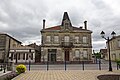 Maison face à la mairie