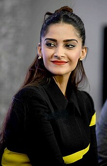 Sonam Kapoor promoting <i>‘Neerja’