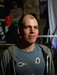 Jeffrey Lewis performing at Super Happy Fun Land, Houston TX, January 2018