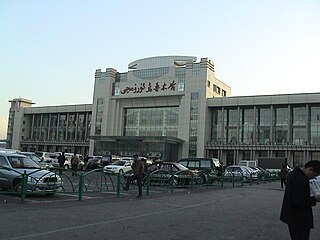 Wulumuqi (Ürümqi) railway station