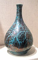 Lustreware wine bottle, 2nd half 17th century