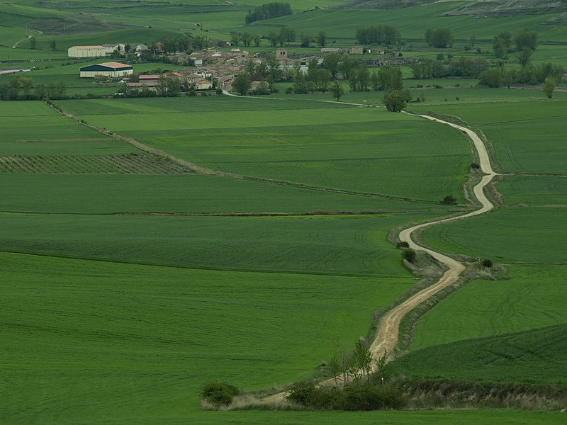 File:Hornillos del Camino.jpg