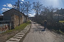 Street in Yazılıkaya 01.jpg