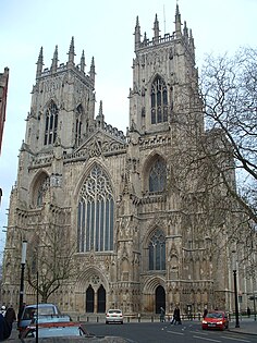 Frente Oeste da Catedral de York (Gótico Decorado)