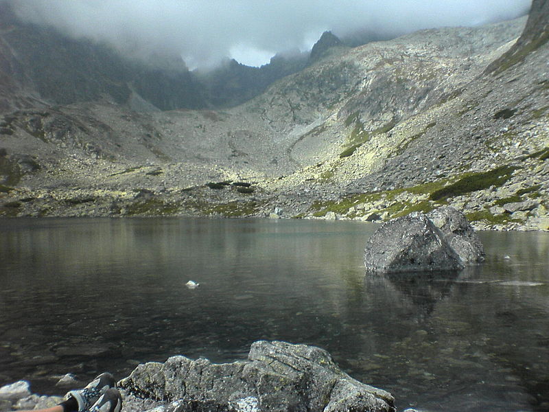 File:Batizovské pleso3.JPG