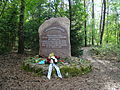 Monument bij onderduikershol, Valthe