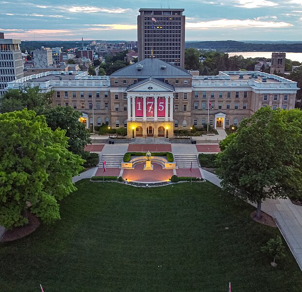 File:Bascom Hall aerial.jpg