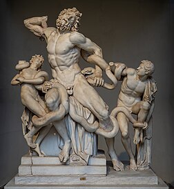 Le groupe du Laocoon (musée Pio-Clementino, au Vatican). (définition réelle 8 744 × 9 502)