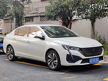 Peugeot 408 UNA NAVEEE