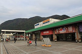 鬼怒川温泉駅 - panoramio (1).jpg