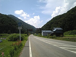 Japanese national route 352 at Uchikawa, Minami-aizu town, Fukushima prefecture 20100806 1058.jpg