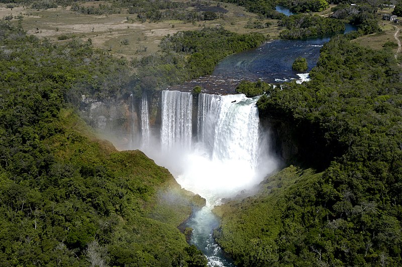 File:Salto Utiariti, Chapada dos Parecis, Campo Novo dos Parecis, MT.jpg