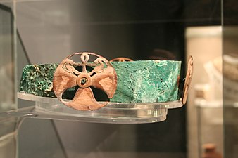 Diadem, Mastaba D 208