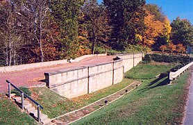 Historic National Road - Fox Run S-Bridge - NARA - 7719326.jpg