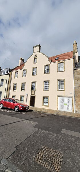 File:18 East Shore, Pittenweem.jpg