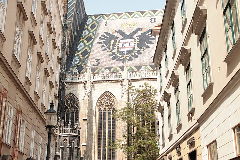 File:Tiles, Vienna Cathedral.jpg