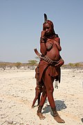 November 2008: Junge Himba-Frau in Namibia