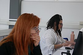 Editatón Mujeres Filósofas durante el día del evento 23.jpg