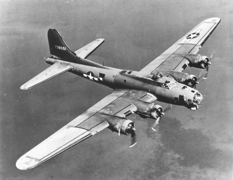 File:B-17 on bomb run.jpg