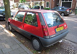 1990 Renault 5 1.4 Automatic rear.jpg