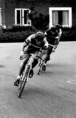 Tijdens de Ronde van Venhuizen in 1974