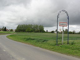 Entré med skylt