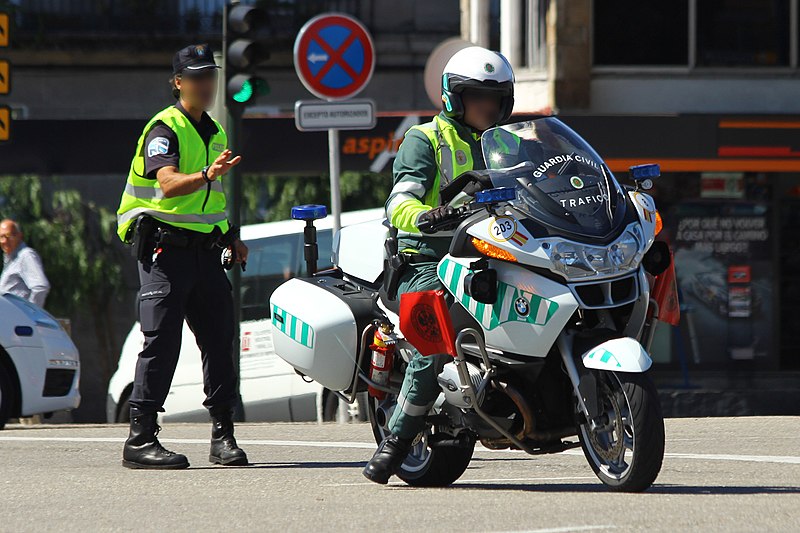 File:Vuelta-España-2013-Vigo-19.jpg