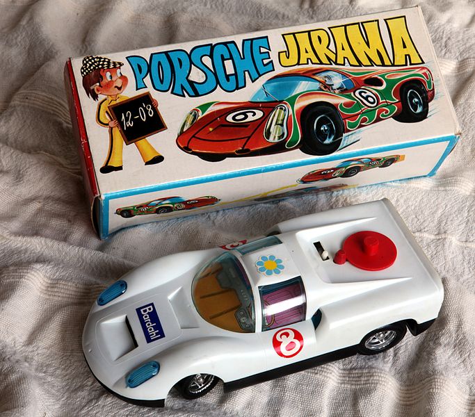 File:JYE Bardahl Porsche Jarama.jpg