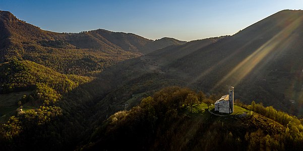 San Zeno controluce Scatto di: Maurizio Moro